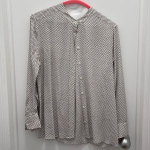 Equipment silk blouse size XS with netting design